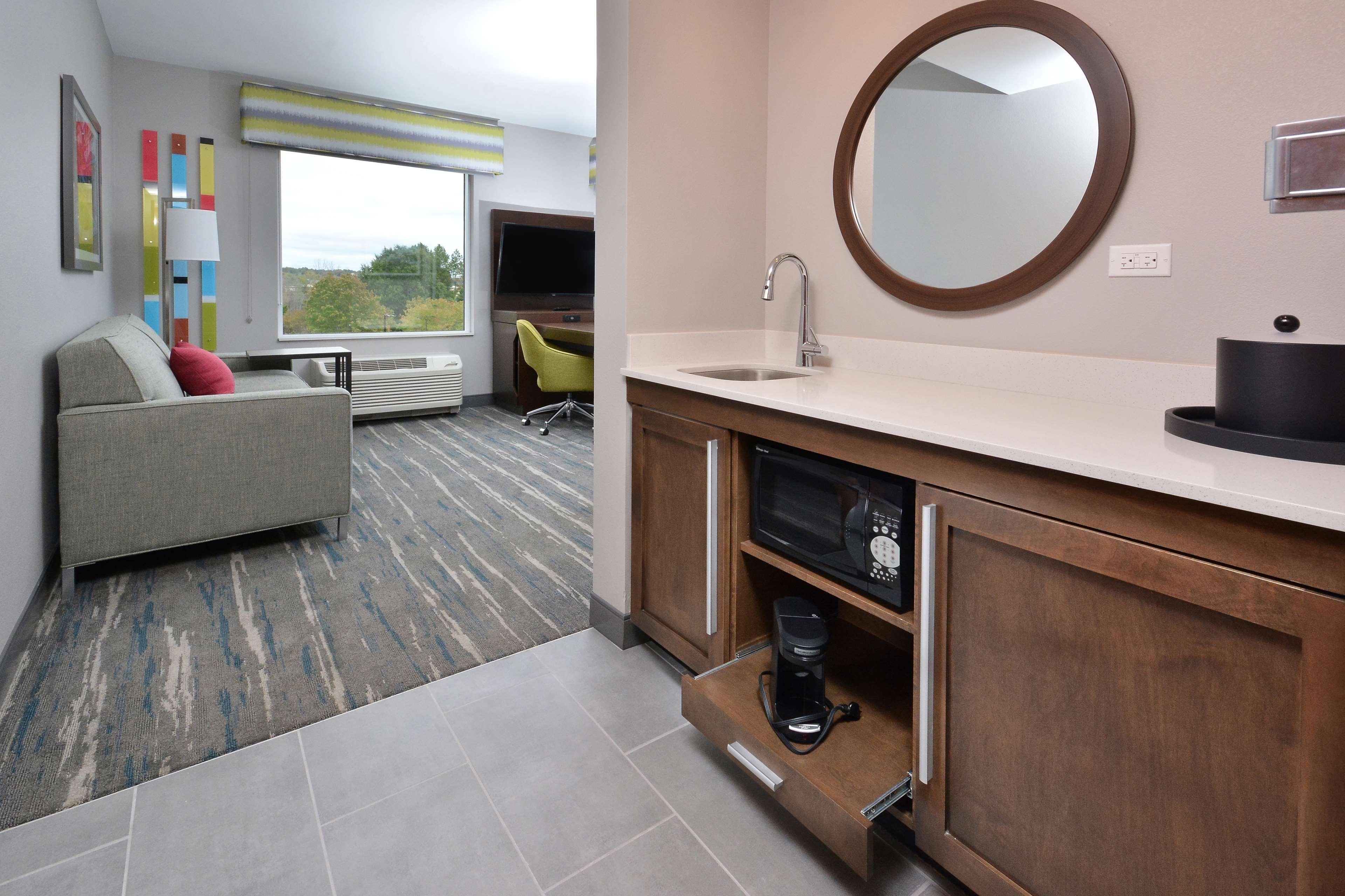 Hampton Inn & Suites Charlotte North I 485 Buitenkant foto