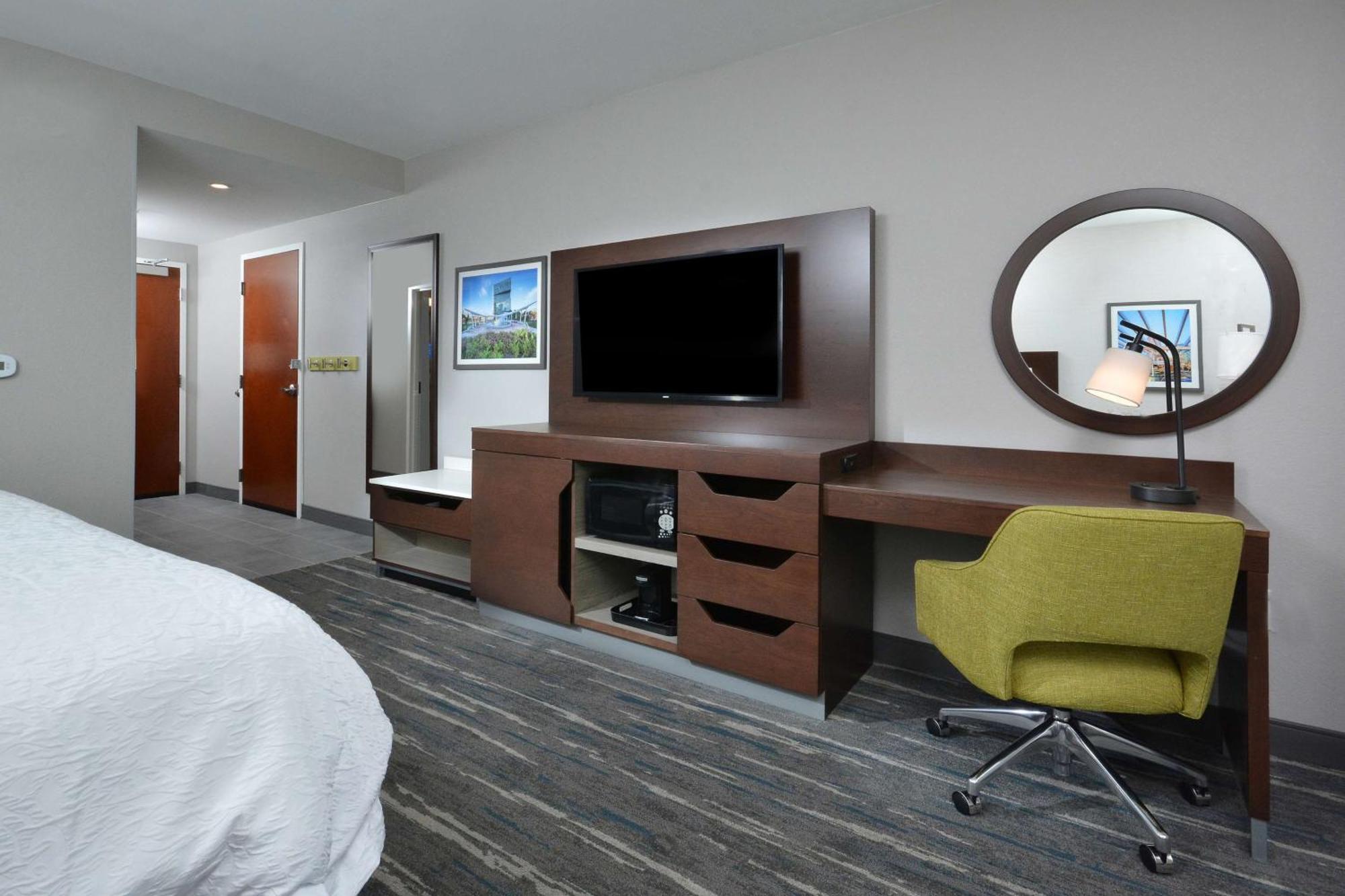 Hampton Inn & Suites Charlotte North I 485 Buitenkant foto