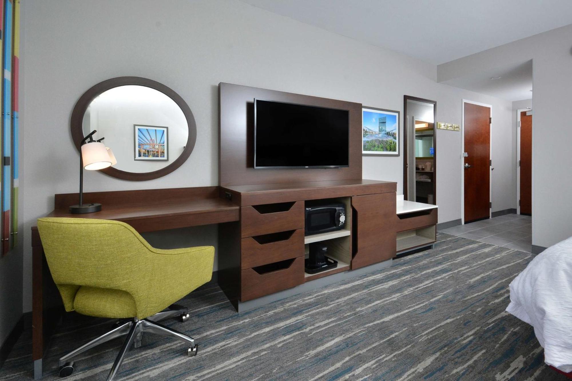 Hampton Inn & Suites Charlotte North I 485 Buitenkant foto